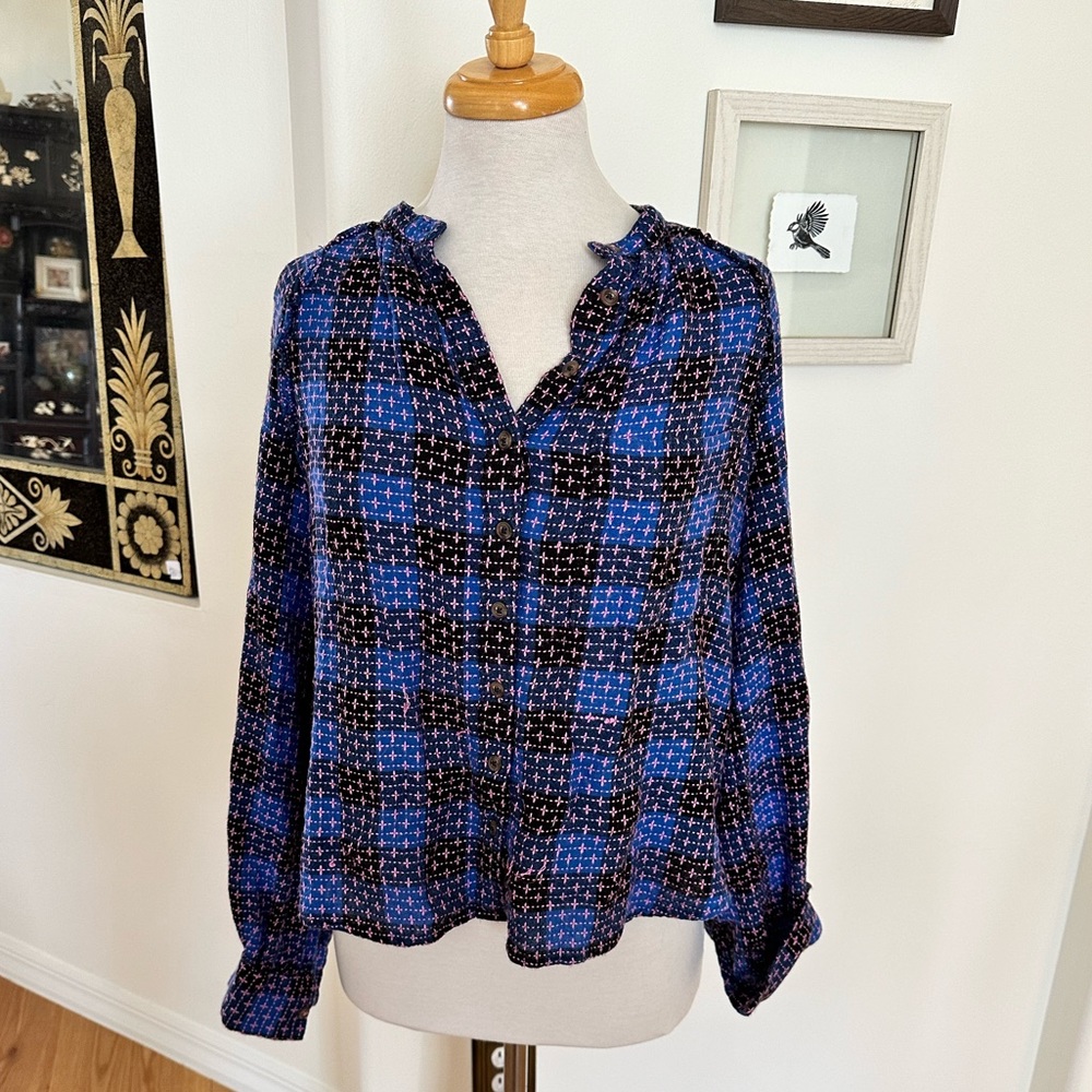 Anthropologie Button Down Embroidered Top - Size L